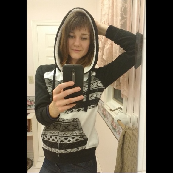 Cabin Fever Hoodie - Picture 2 of 10